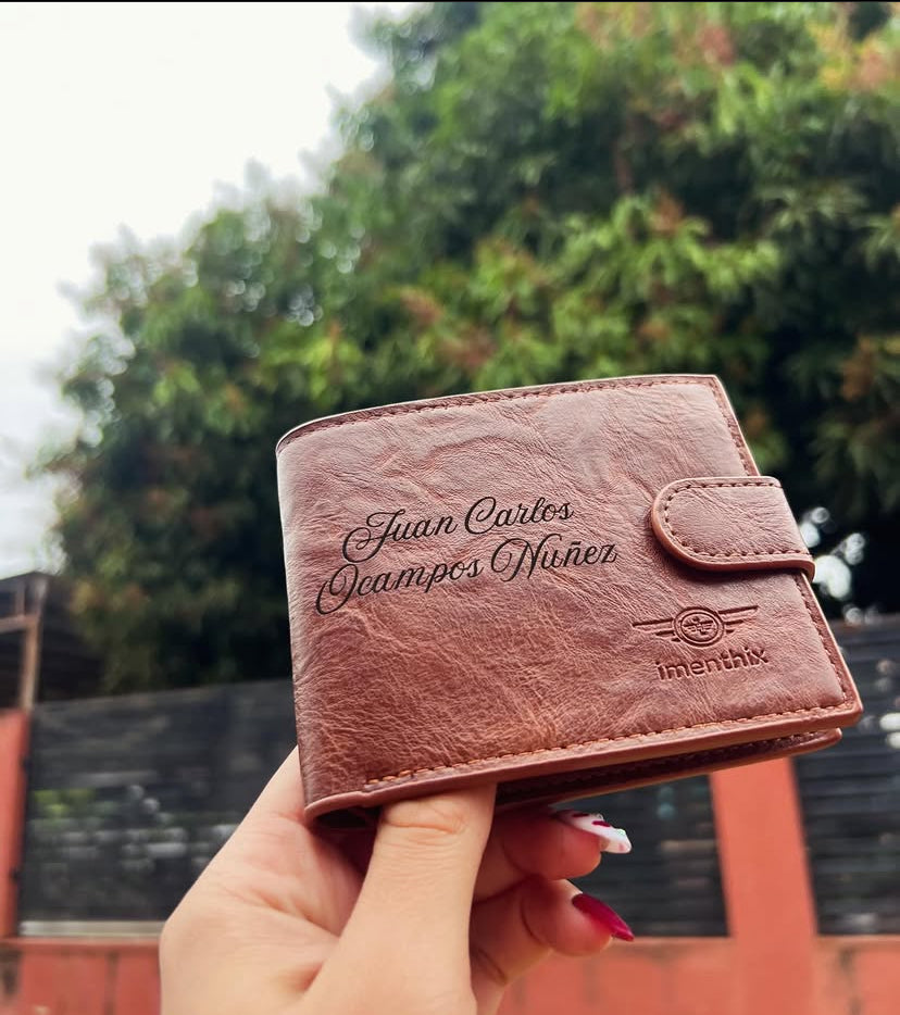 Billetera con grabado laser