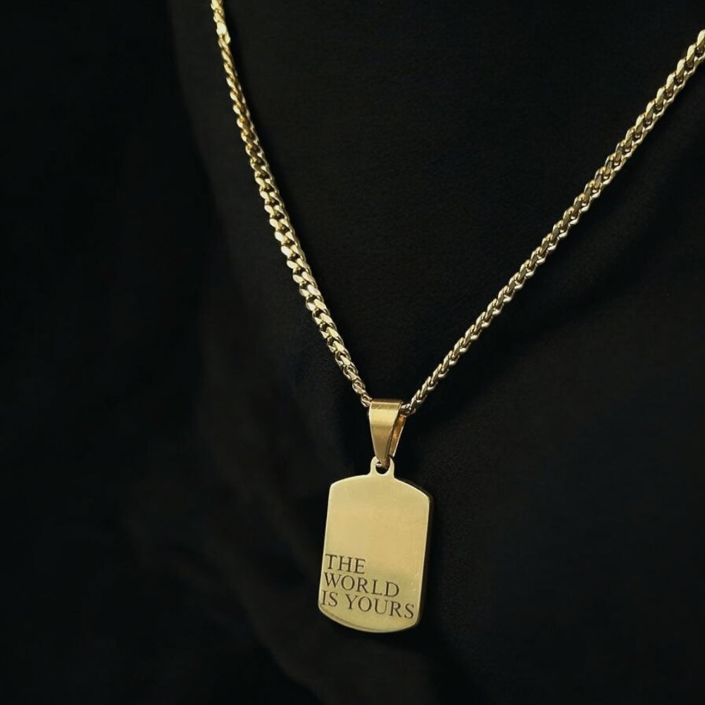 Cadena “The World Is yours”